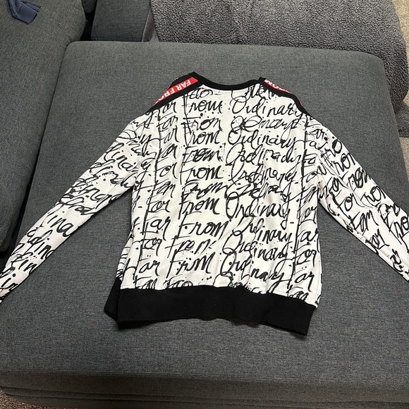 Far From Ordinary Crewneck - Picture 2 of 3